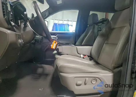 2022 Chevrolet Silverado K1500 Lt from USA, damaged, VIN 3GCUDDED5NG516365